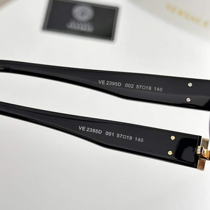 Picture of Versace Sunglasses _SKUfw79338333fw